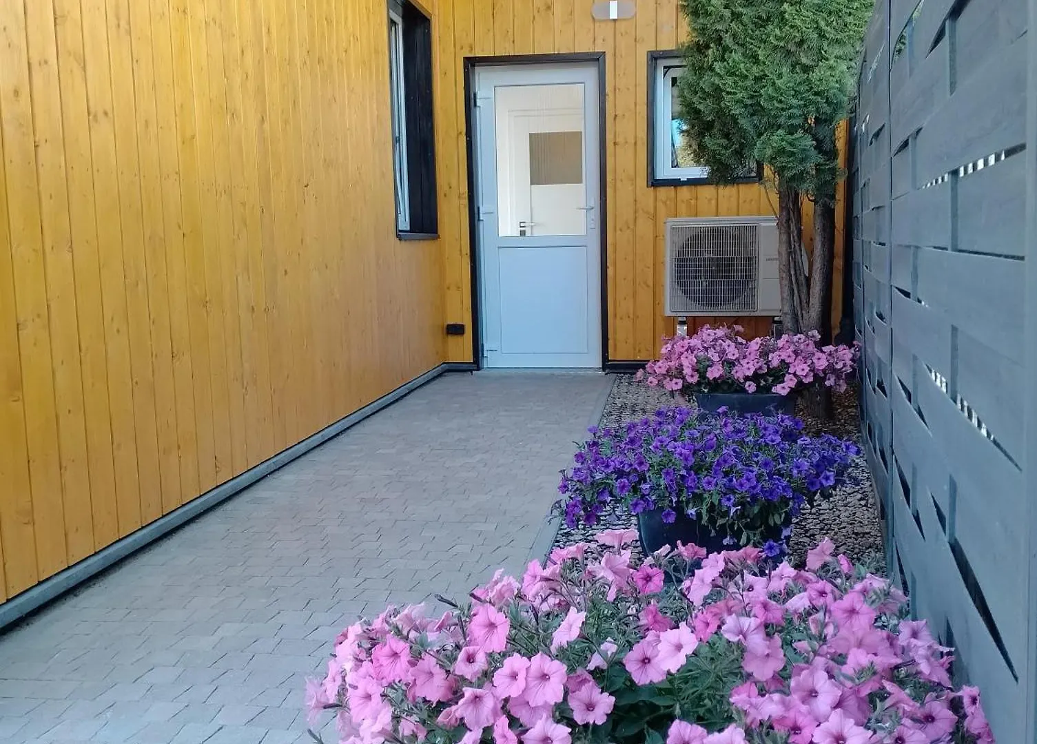 Studio Z Aneksem Kuchennym Z 1 Sypialnia Warsaw Guest house